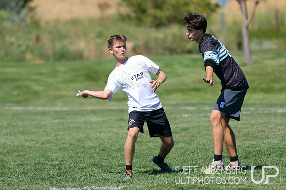 Pool play at USAU Youth Club Championships