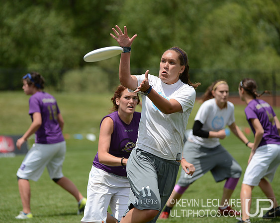 2012 USAU D-I College Championships Sunday Action