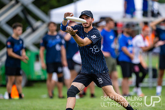 CUSB Open vs Mephisto in pool play at World Ultimate Club Championships