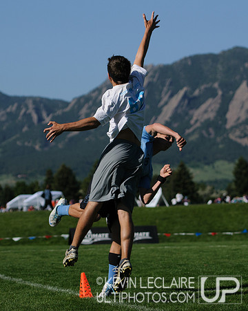 2012 USAU D-I College Championships Sunday Action