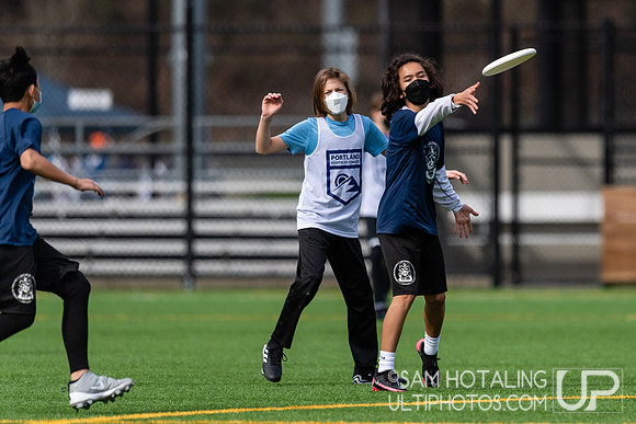 Youth ultimate frisbee at Seven Hills Invite