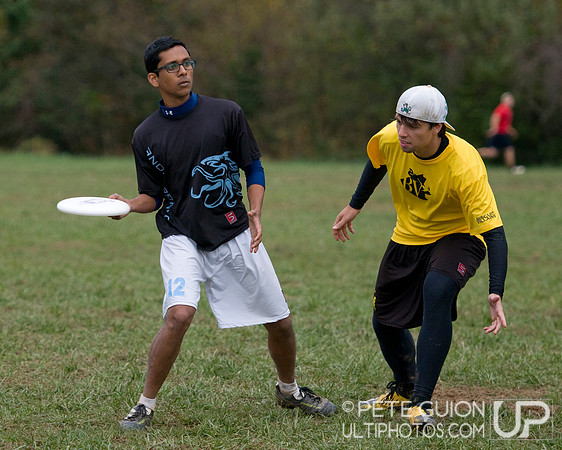 Round 4 Pool Play action from Patriot Games 2011.