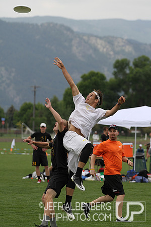Friday Open Division action from 2012 College Nationals