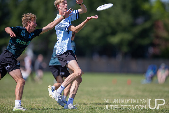 Day 2 of the USA Ultimate D-I College Championships