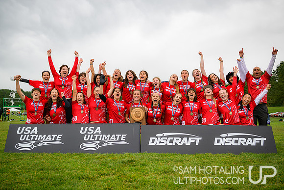 Highlights: Haverford/Bryn Mawr Sneetches vs Wesleyan Vicious Circles in finals at USAU D-III College Championships