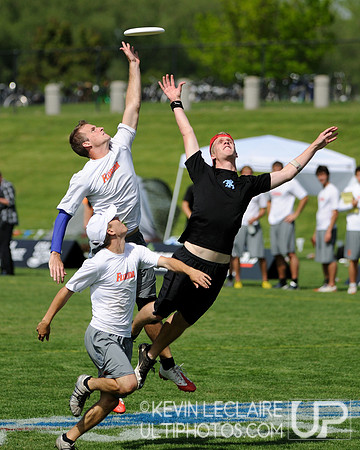 Friday 2:30pm round -- 2011 USAU College Championships