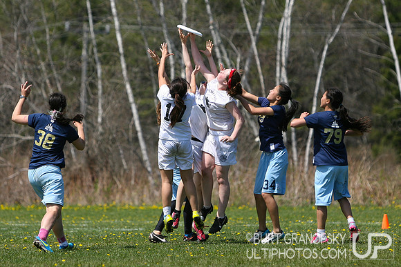 Sunday Action, Girls -- USAU 2014 HS Northeastern Championships