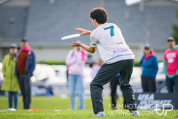Sunday highlights from USAU D-III College Championships