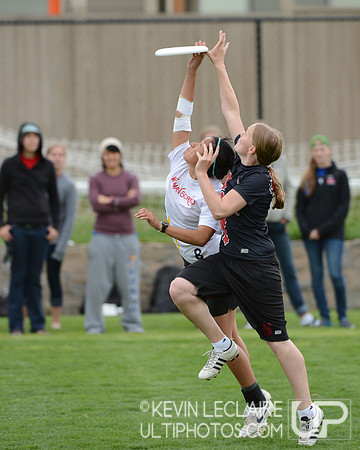 2012 USAU D-I College Championships Friday Round 1 Action