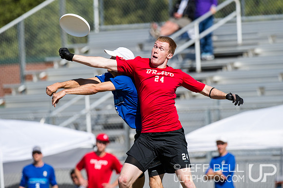 USAU_Nationals_2013_Sunday_20131020_145014_JBP12892