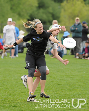Saturday 5pm Crossover Round -- 2011 USAU College Championships