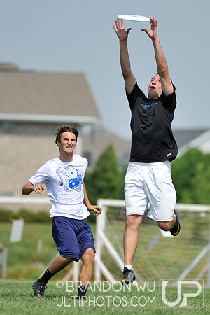 Sunday Open Bracket Play - 2012 USAU D-III College Championships