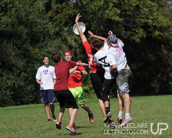 Hucks off the Hilltop -- Saturday Round 3 photos