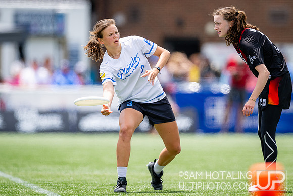 Finals at USAU DI College Championships