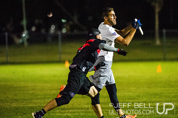 USAU_Nationals_2013_Friday_20131018_200059_JBP7274