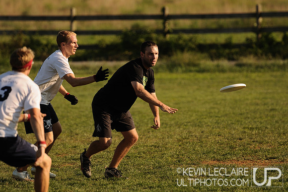 Saturday Elite Open division action -- Chesapeake Open 2010
