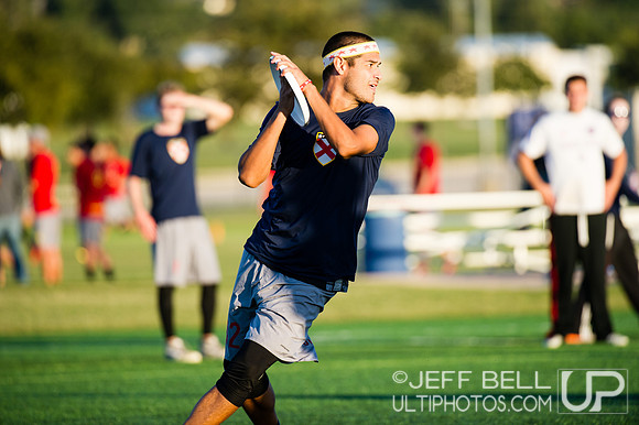 USAU_Nationals_2013_Thursday_20131017_181629_JBP2671