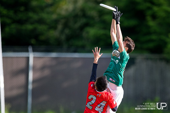 Nighthawks_Stags_20140615_181802_JBP16