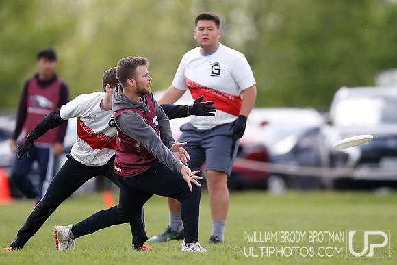 Day 2 of USA Ultimate 2022 D-III College Championships