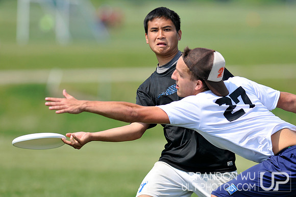 Sunday Open Bracket Play - 2012 USAU D-III College Championships