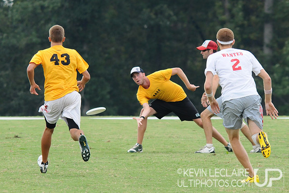 Sunday action at 2010 Capital Mixed Sectionals.