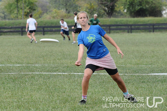 Sunday Women's Division - Touch of Grey v. Bitchmonkeys - 2009 Capital Sectionals