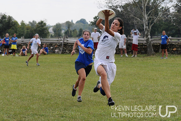 Sunday Women's Division - Georgetown v. Dirty Ladies A - 2009 Capital Sectionals