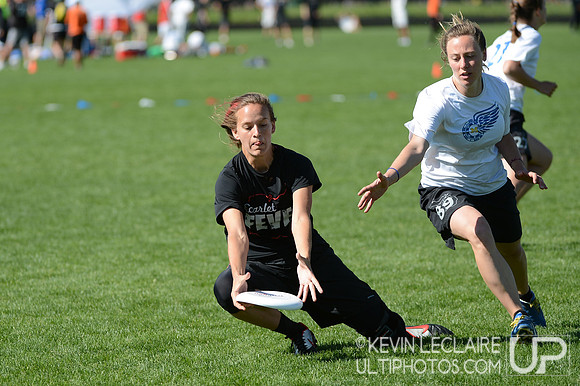 2012 USAU D-I College Championships Sunday Action