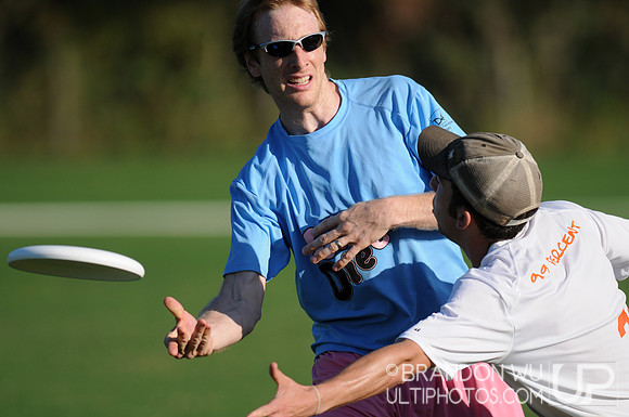 Saturday Mixed Division - Orange JOOSE vs. Live'r Die - 2009 Capital Sectionals