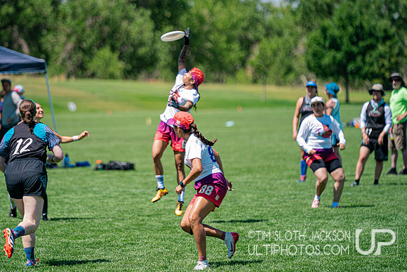 Masters - Womens: Spanglish v. Winded City