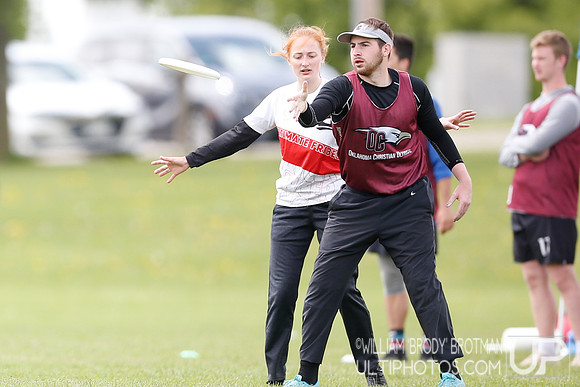 Day 2 of USA Ultimate 2022 D-III College Championships