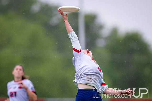 Quarterfinals at USAU DI College Championships