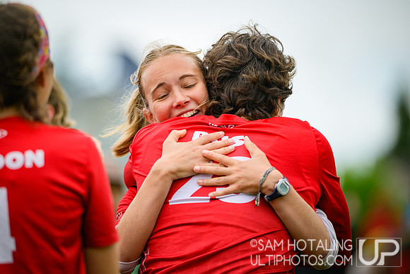 Highlights: Haverford/Bryn Mawr Sneetches vs Wesleyan Vicious Circles in finals at USAU D-III College Championships