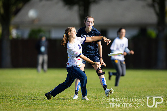 Saturday full coverage from USAU D-I College Championships, UC Santa Cruz vs UC Davis