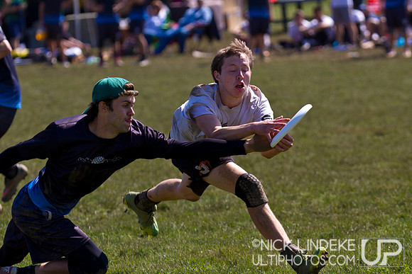 Sunday Action - D-III College Championships