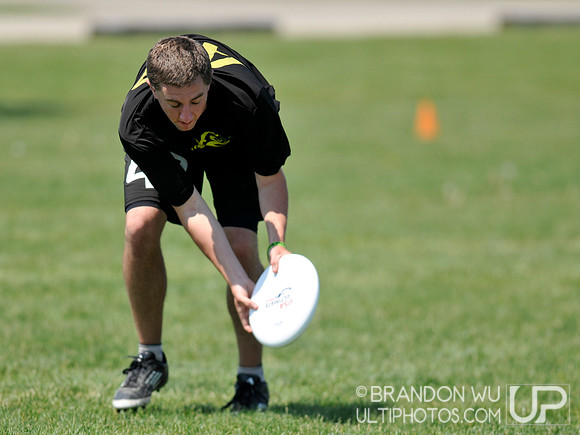 Saturday Open Pool Play & Crossovers - 2012 USAU D-III College Championships