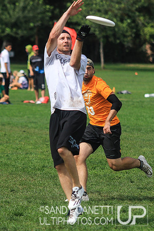 Sunday Action - 2016 USAU Northeast Regionals