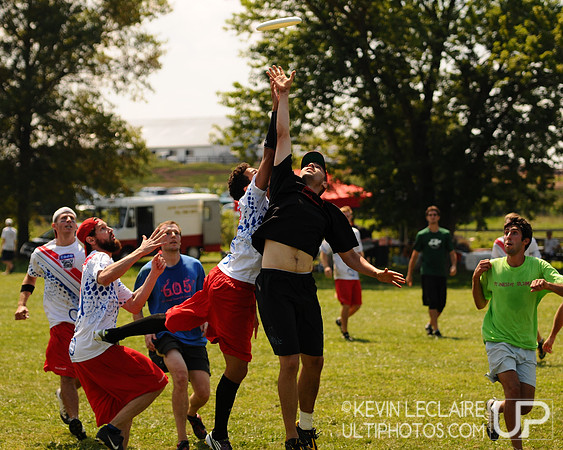 Saturday Elite Open division action -- Chesapeake Open 2010