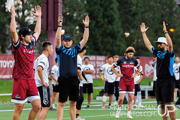 Action from Colorado  Summit vs. Seattle Cascades.