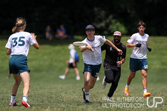 Meclao' and Disconnection at the 2022 World Ultimate Club Championships