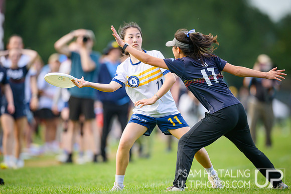 Pool play at USAU D-I College Championships