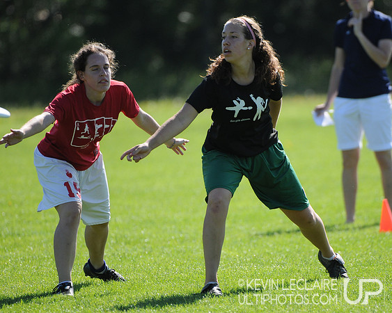 Saturday 9am games -- Girls Division -- 2011 High School Easterns