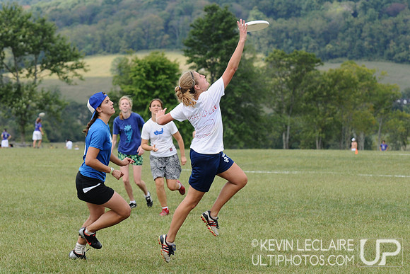 Sunday Women's Division - Dirty Ladies A v. Dirty Ladies B - 2009 Capital Sectionals