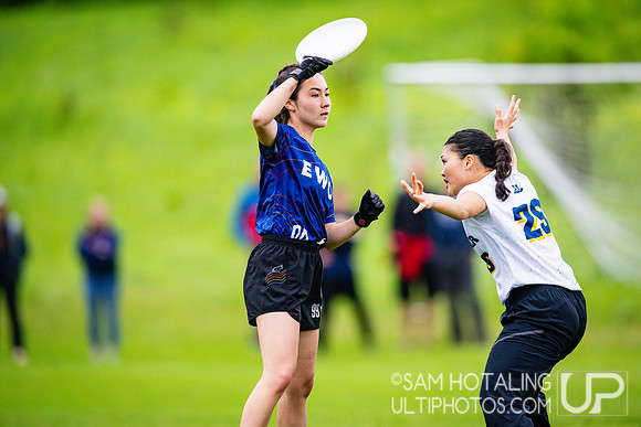 Women’s pool play at USAU DI College Championships