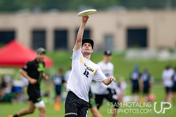 Melbourne Ellipsis vs Wildcats in pool play at World Ultimate Club Championships