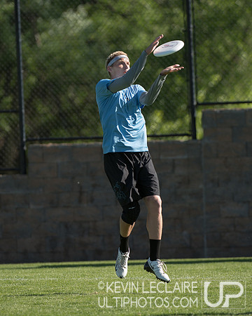 2012 USAU D-I College Championships Sunday Action