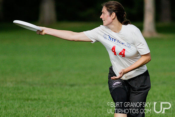 Saturday - Womens Round 1 - 2016 USAU Northeast Regionals
