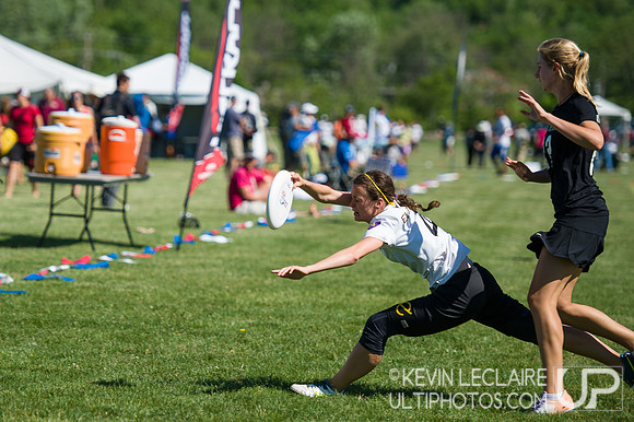 2014 USAU D-I College Champs Friday Round 5 Action