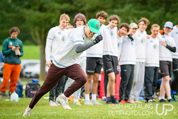 Lewis & Clark Bacchus vs Middlebury Pranksters (M) in finals at USAU D-III College Championships