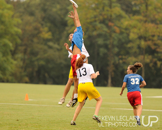 Sunday action at 2010 Capital Mixed Sectionals.